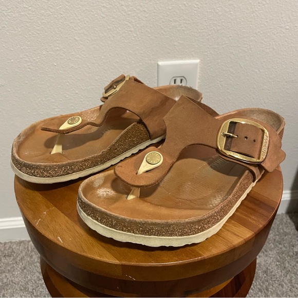 Birkenstock Gizeh Leather Gold Buckle Thong Sandals, Size 9 EU 39 - Picture 2 of 6